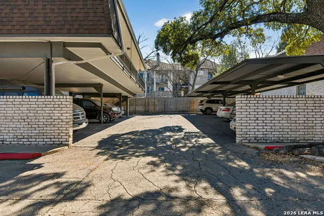 1045 Shook Avenue #145H Olmos Park, TX 78212